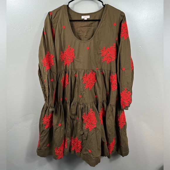 Pink Chicken Womens Michelle Dress - Dark Olive W/ Embroidery Size Medium - Picture 3 of 6